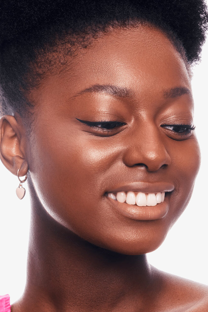 Essence Liquid Ink Eyeliner Waterpr. 01 (2)