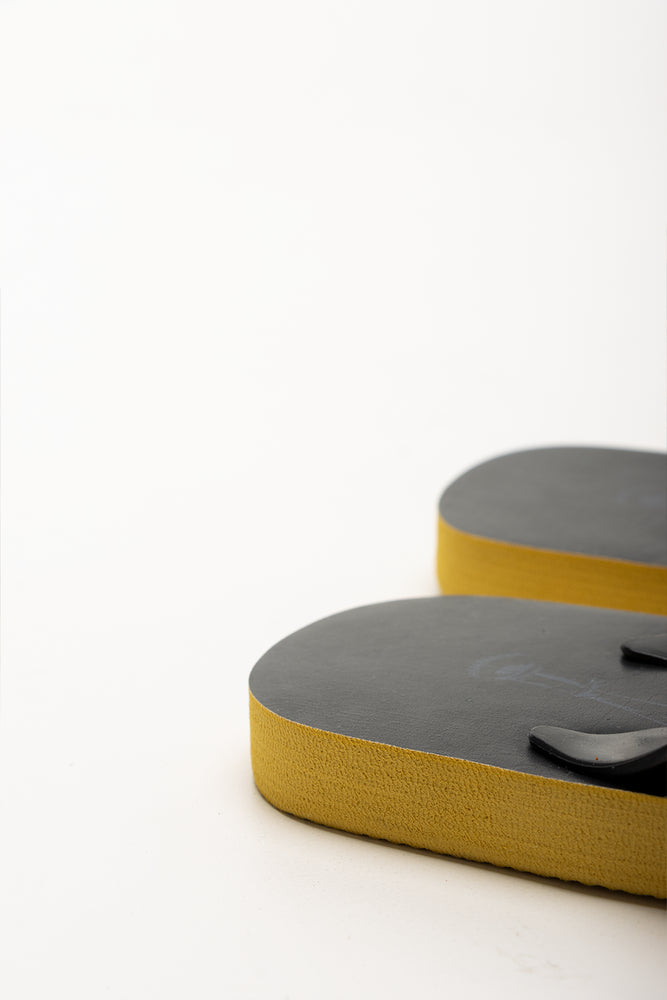 Batman Light Up Flip Flops Yellow (3)