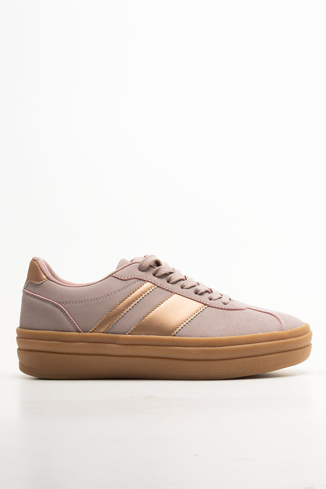 Platform Gum Sneakers Pink