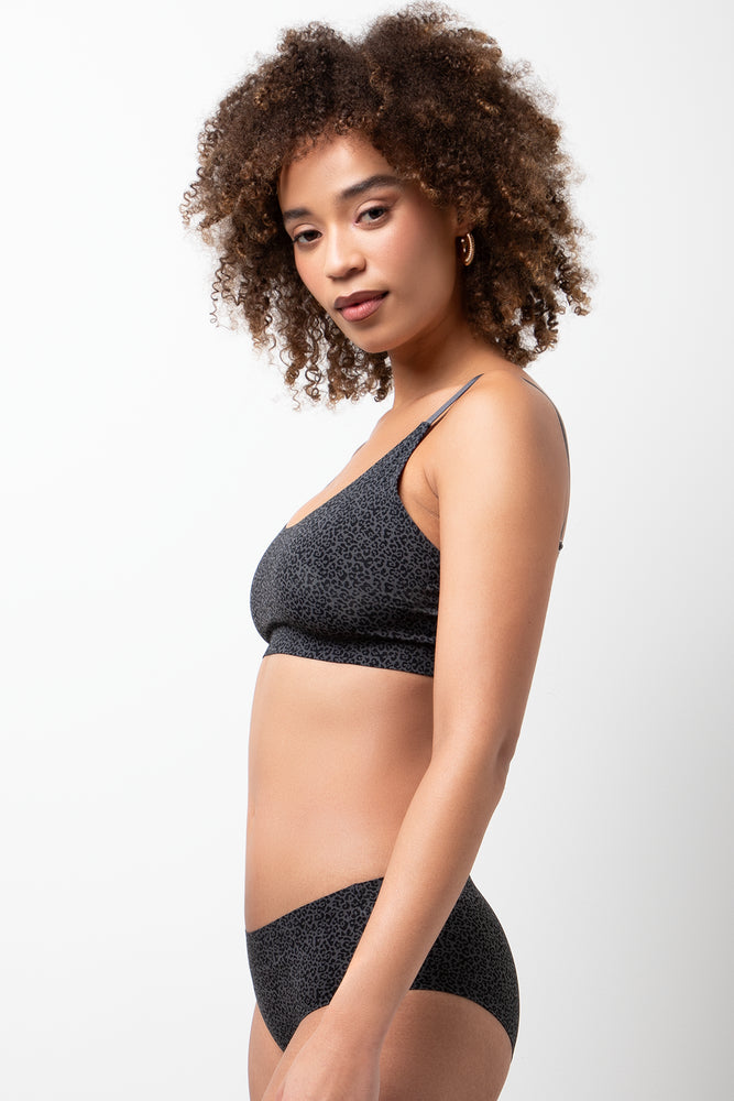 Animal Bonded Bralette Black (2)
