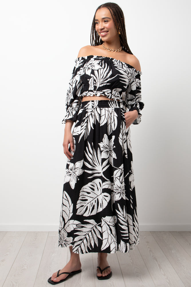 A-Line Viscose Skirt Black