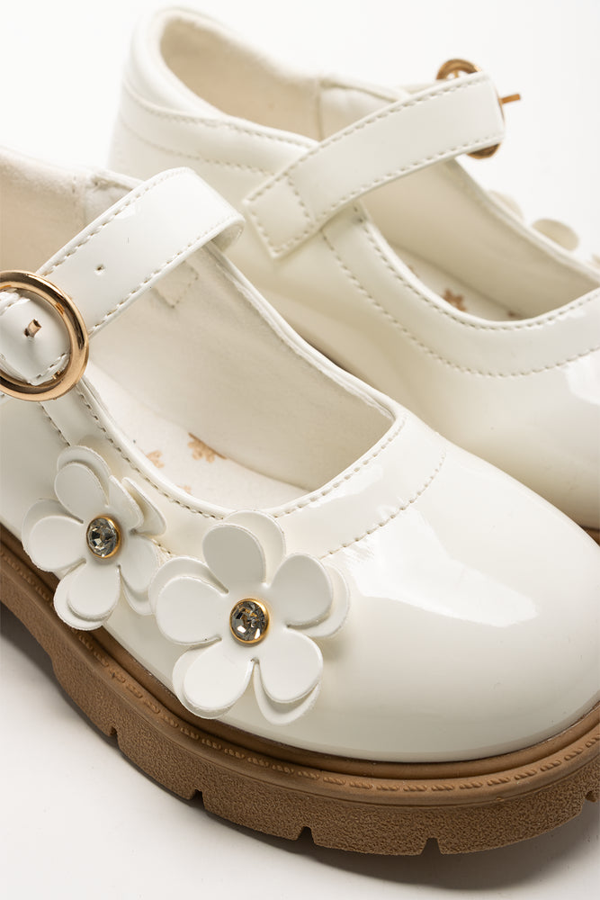 Flower Cutout Mary-Jane Shoe Cream (2)