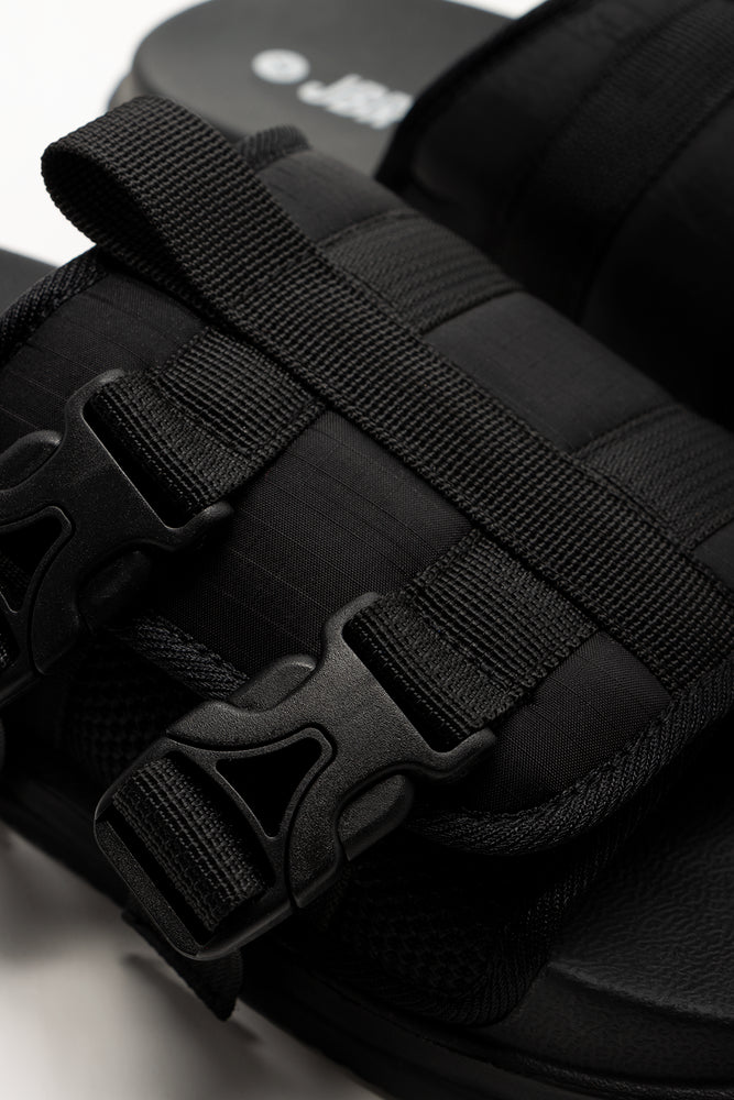 Utility Buckle Slides Black (2)