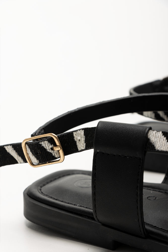 Toe Post Sandals Black (3)