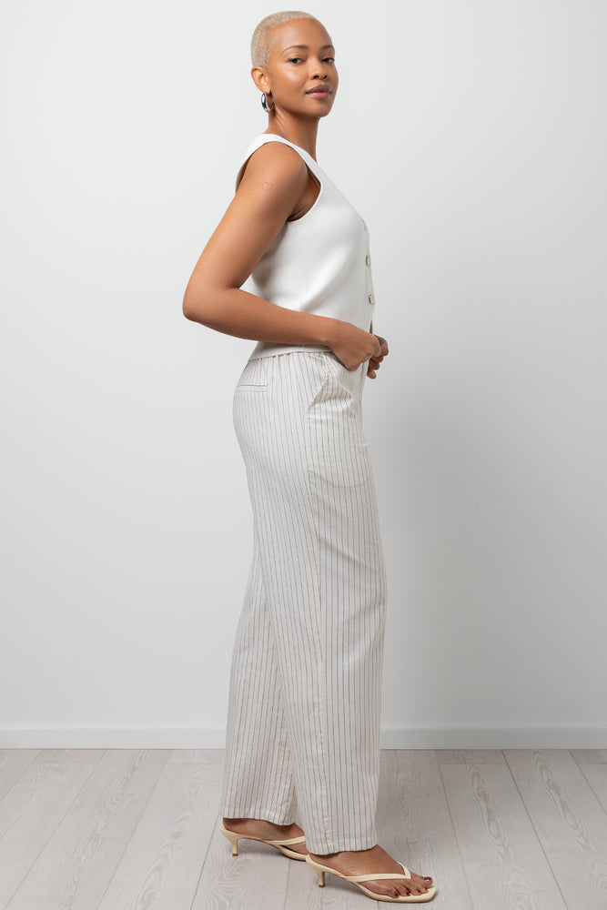 Sleeveless Knitwear Top White (1)