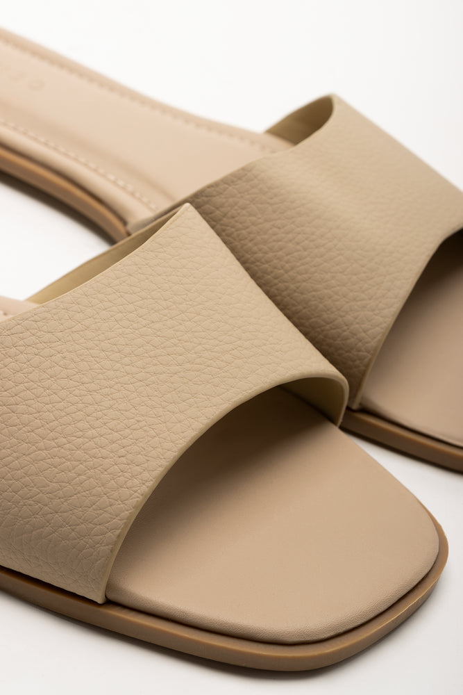 Mule Sandals Natural (2)