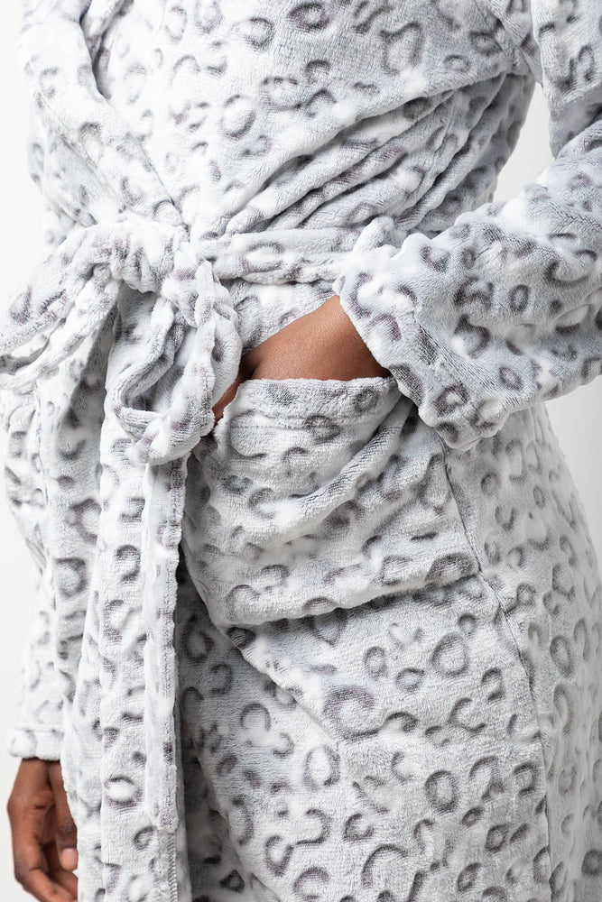 Leopard Hooded Gown Grey (3)