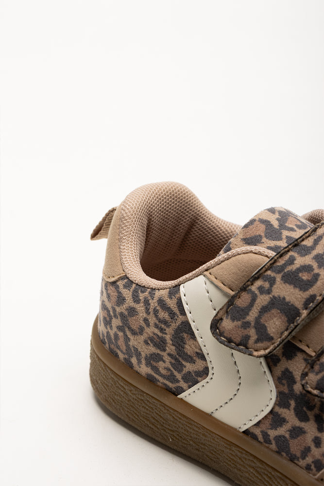 Retro Animal Print Sneakers (3)