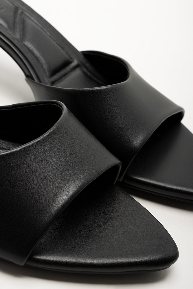 Kitten Heel Mule Sandal Black (2)