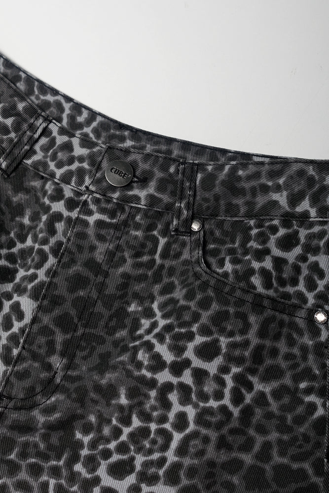 Barrel Leg Leopard Print Jeans
