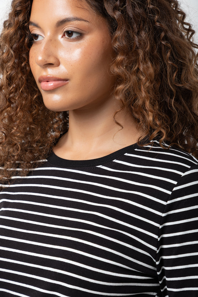 Stripe Long Sleeve T-Shirt Black and White (3)