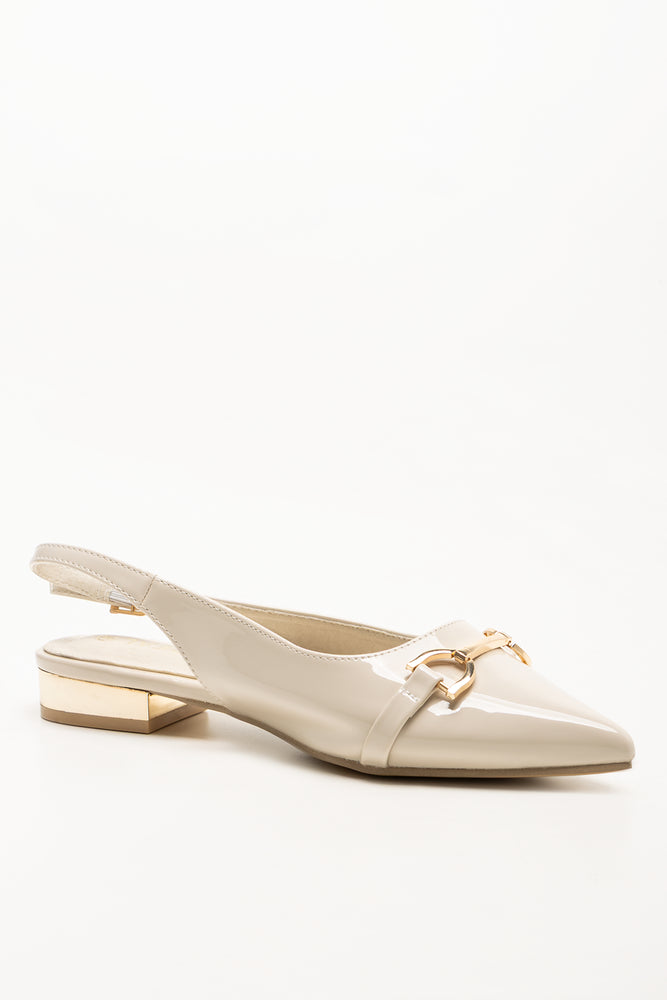 Pointy With Trim Shoes Cream