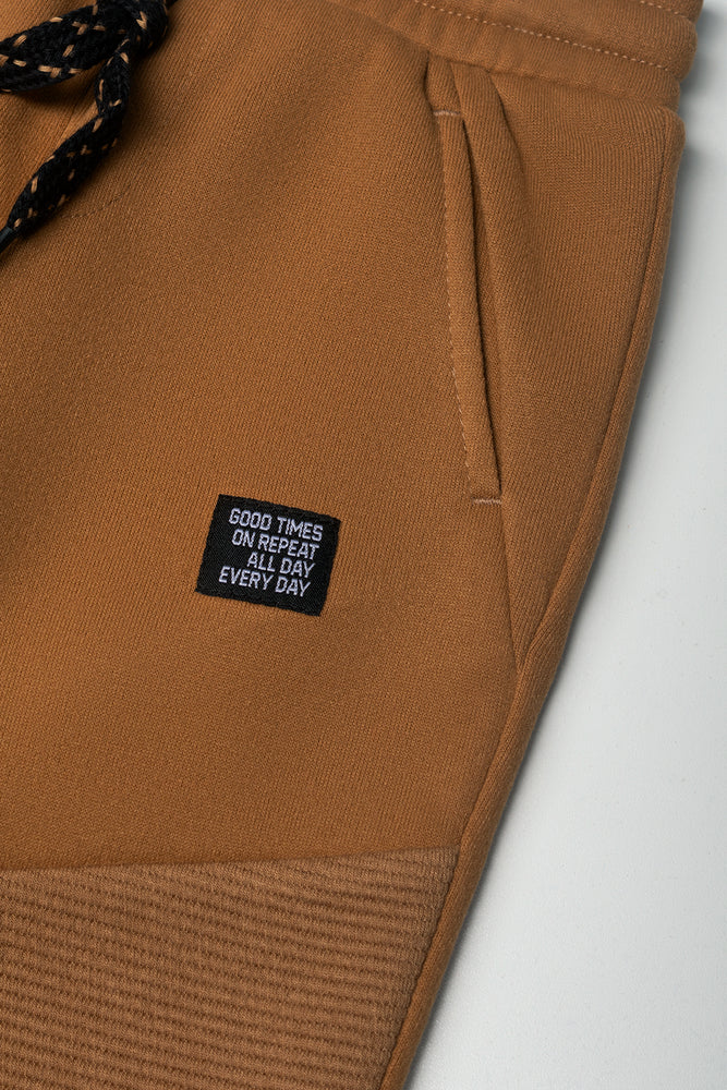 Texture Trackpants Tobacco (1)