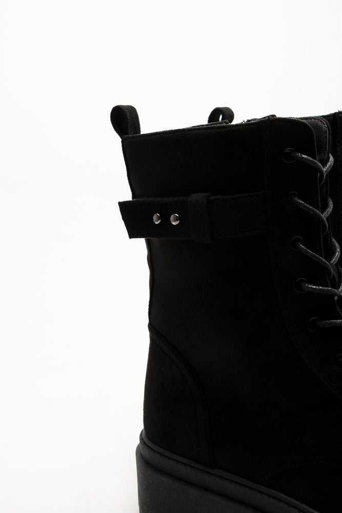 Chunky Lace Up Boots Black (3)