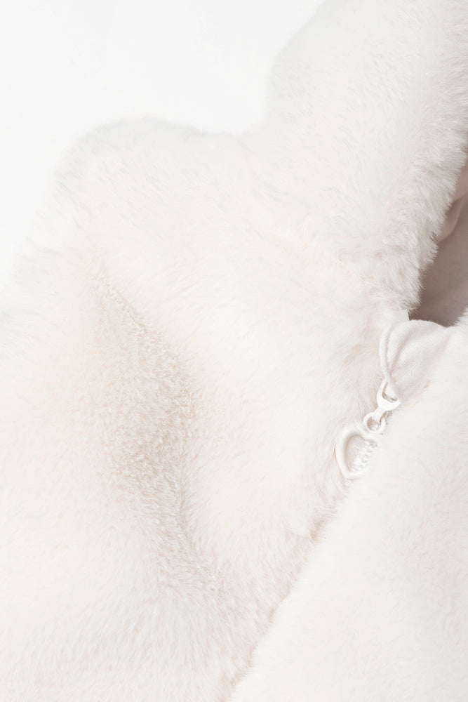 Fur Sleeveless Jacket Cream (1)