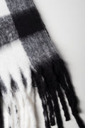 Check Knit Scarf Black & White (1)