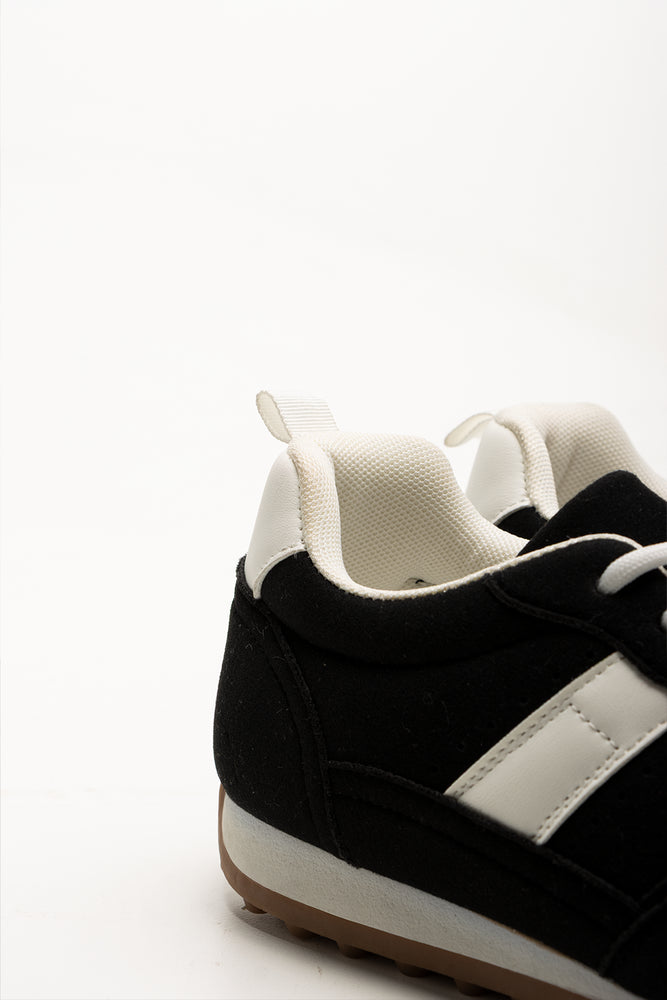 Retro Trainers Black (4)