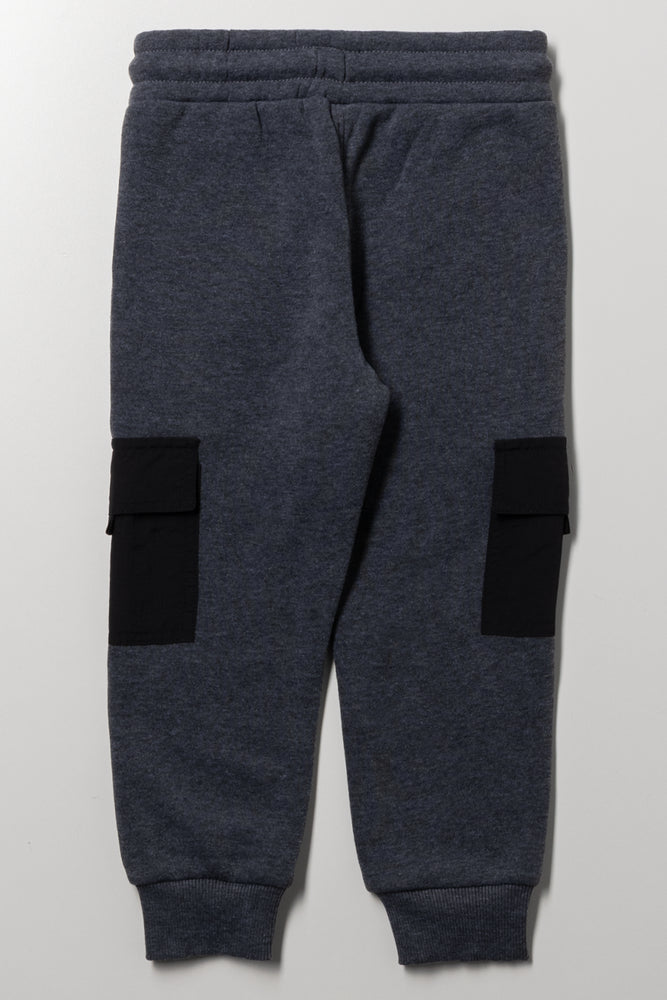 Cargo Trackpants Dark Grey (2)