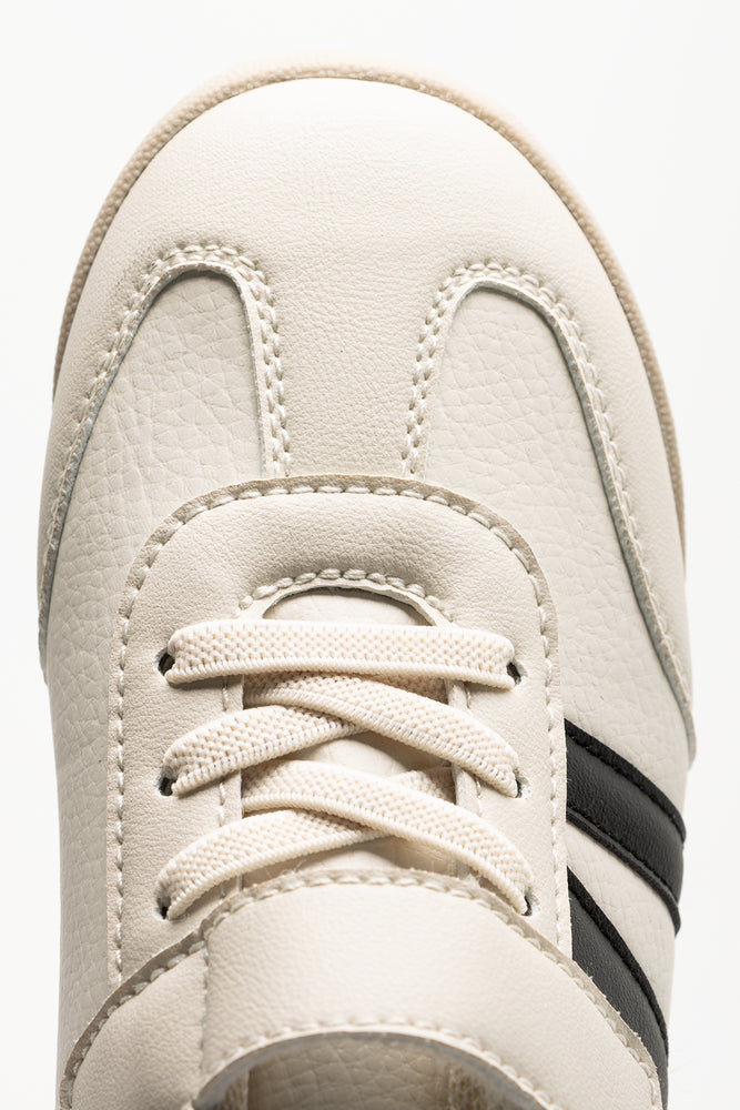 Retro Sneakers Cream (4)