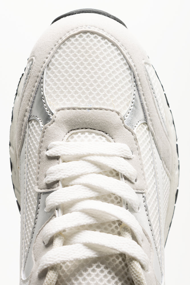 Mesh Trainers White (4)