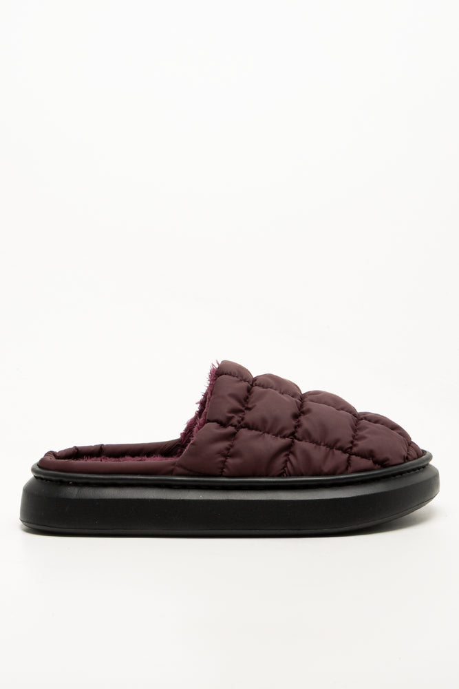 Quilted Mule Burgundy (1)