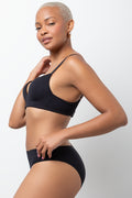 Seam Free Plunge Bralette Black (1)