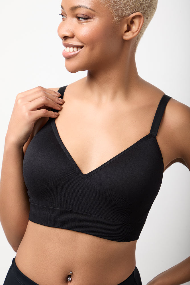 Black Seamless Bralette (3)