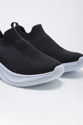 Slip On Trainers Black (2)