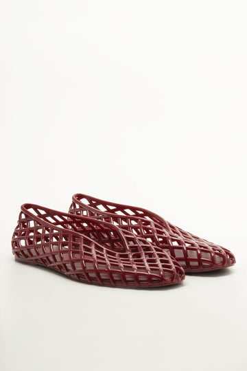 Burgundy Lattice Design Jelly Pumps