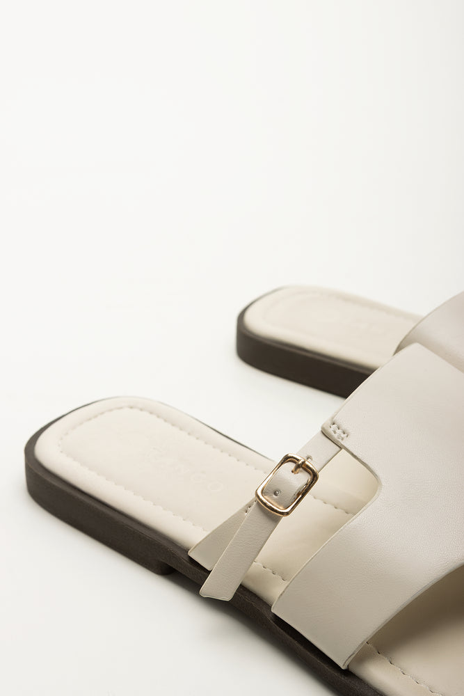 Cream Toe Post Sandals (3)